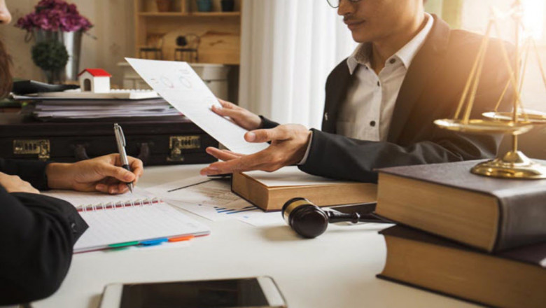 Why is it Important to Hire a Lawyer for your Business?