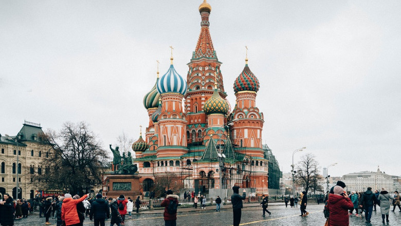 Economically Holding Russia to Account