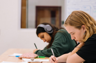 Ever Thought How Online Essay Help Is Beneficial in Academics?