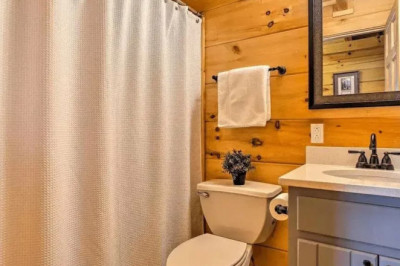 Luxury Cabin Vacation Rental in North Carolina | Luxury Cabin Vacation Rental in NC- Lammsend