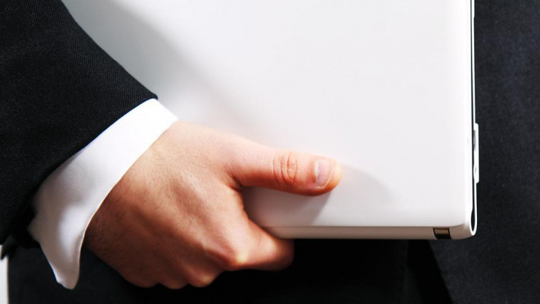 How To Empower Your Salesmen To Best Cater To The New-Age Smart Customers?