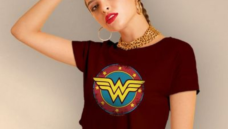 The Smart and Trendy Choice of Apparel – Buy Crop T Shirt for Women Online