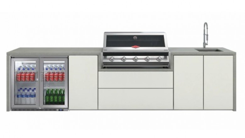 Outdoor BBQ Kitchens