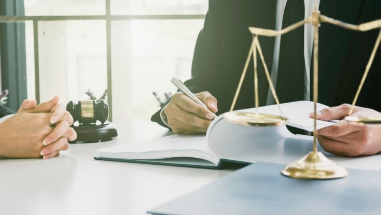 Picking The Right Divorce Lawyer