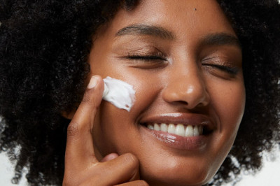 Should You Cleanse Your Face Every Morning and Night?