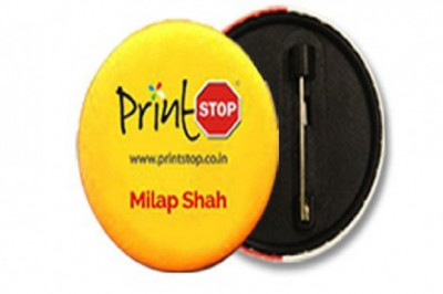 Stand Apart from The Crowd with Colorful Round Badges