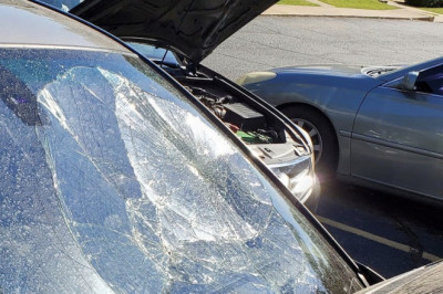 What Are The Dangers Of Not Replacing Cracked Glass From Auto Glass Tulsa OK Garage?