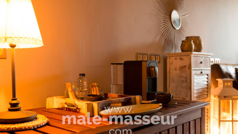 Get Discover a fantastic Gay Masseur