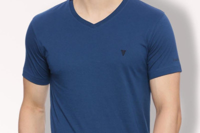 Buy Van Heusen Men's V-Neck T-shirts Online | V-Neck T-shirts For Men