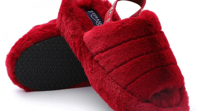 Cozy slippers for women in beautiful colors and designs!