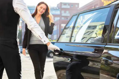 Selecting the premium Private Airport Transfer services