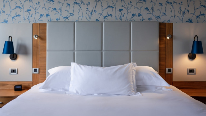 Hilton Pillow Review