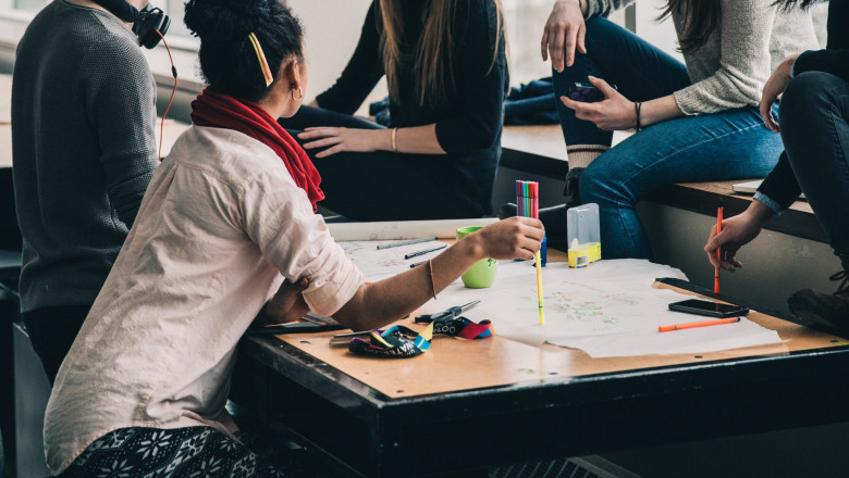 How To Choose The Right Digital Marketing Agency? | Vovia