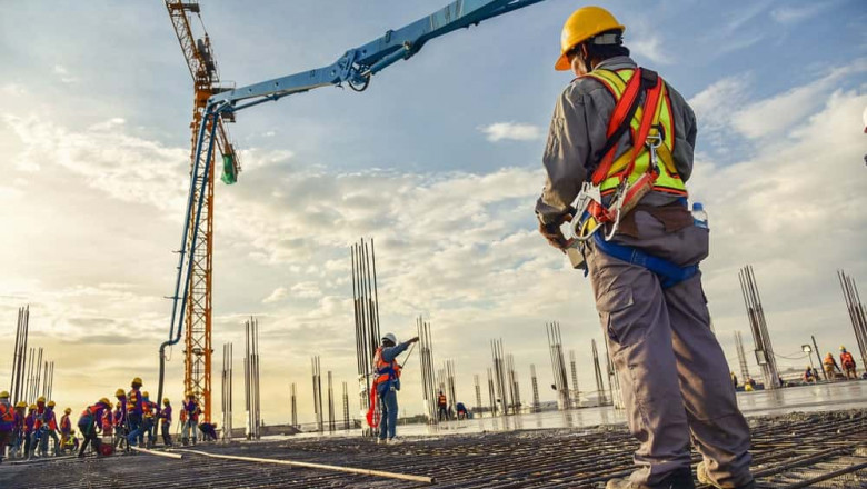 What is the future of construction jobs in the UK?