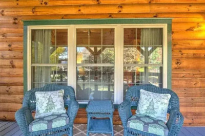 Lammsend- Charming Cottage Stay in South Carolina | Beach Rentals Folly Beach
