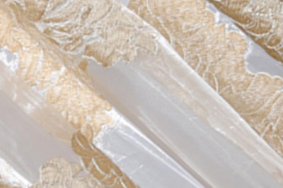 MAKE CURTAIN SHOPPING SUPER-EASY AND FUN