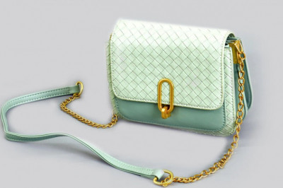 Complete Style Guide to Women Handbags