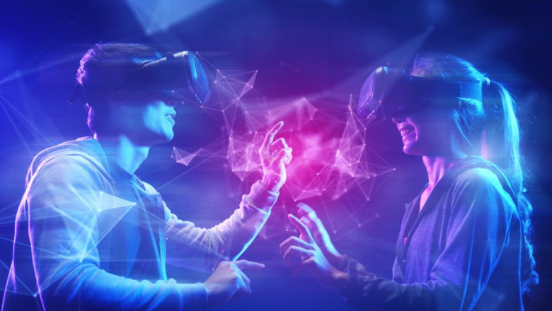 Mesmerize the digital world with the infusion of Metaverse Development services