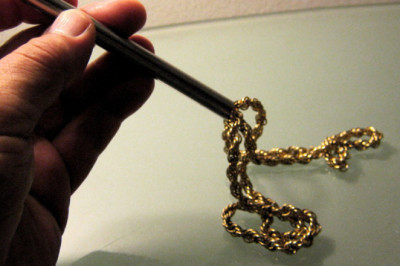 How can you tell if gold is real?