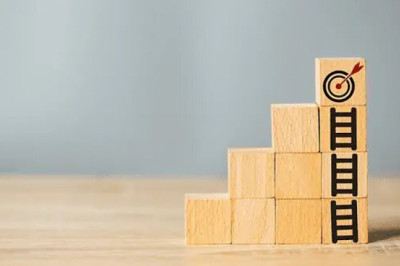 The Ultimate 6 Steps Guide to Right Customer Training Strategy