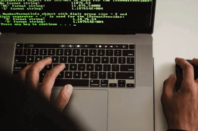 Everything you need to know about custom software development | Optymize