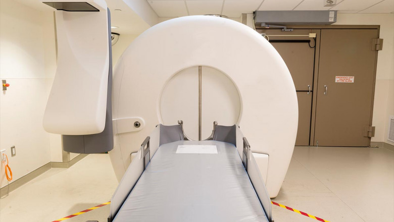 Gamma Knife : A Beam Of Intensely Focused Gamma Rays Used To Precisely Remove Tumours Or Damaged Cells