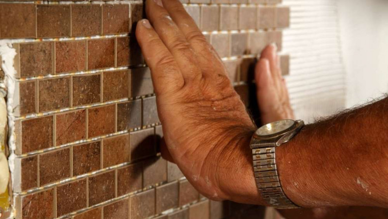 How to Install Kitchen Backsplash