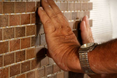 How to Install Kitchen Backsplash