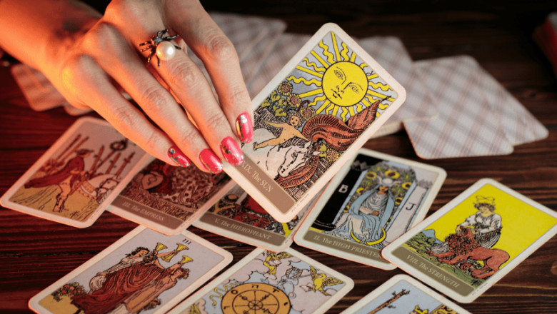 Seek A Trustworthy Psychic Reader For The Best Tarot Reading And Vastu Shastra Service