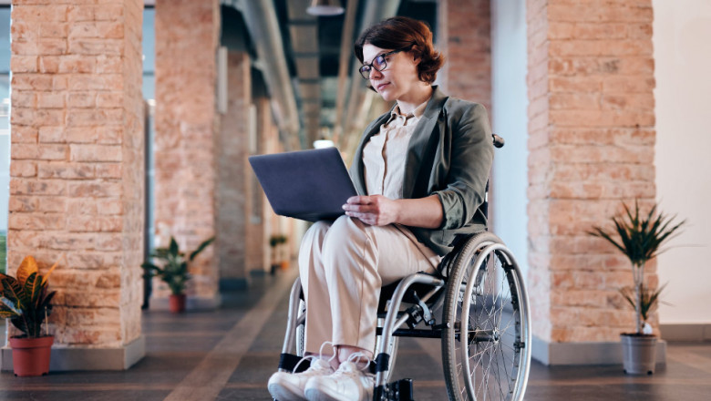 A Beginner’s Guide to Wheelchairs – Cyclone Mobility
