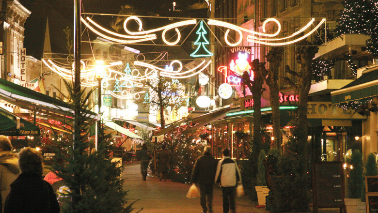 Enjoy Coach Trips to Disneyland in Paris