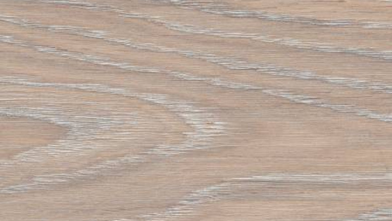 FEW THINGS YOU MUST KNOW BEFORE INSTALLING OAK FLOORING