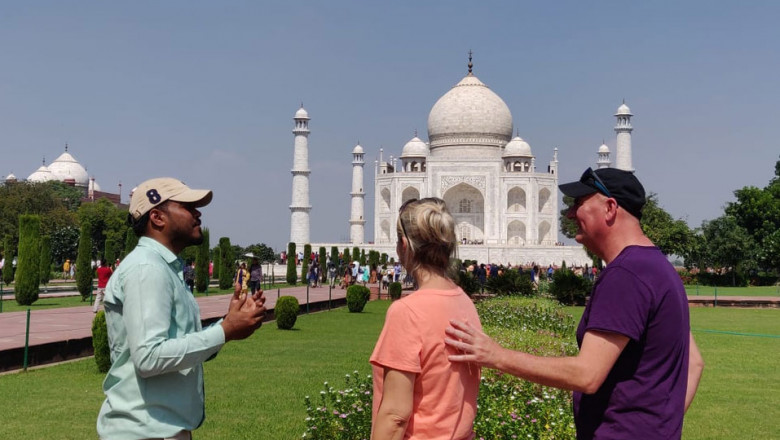 Top Taj Mahal Tours at Pioneer Holidays