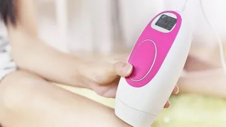 Which are the leading players in the global hair removal devices market?