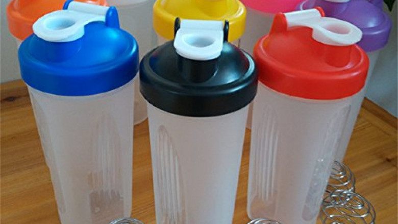 GYM SIPPER SHAKER BOTTLE WITH EMBOSSED SCALES FROM ARTECUE