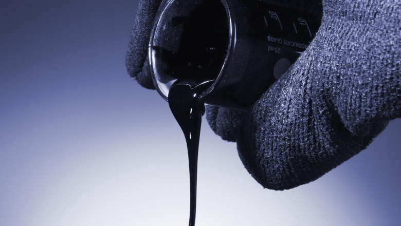 Bitumen Is A Thermoplastic And Hydrocarbon Mixture With A Tarry Smell And Stiffness That Varies With Temperature