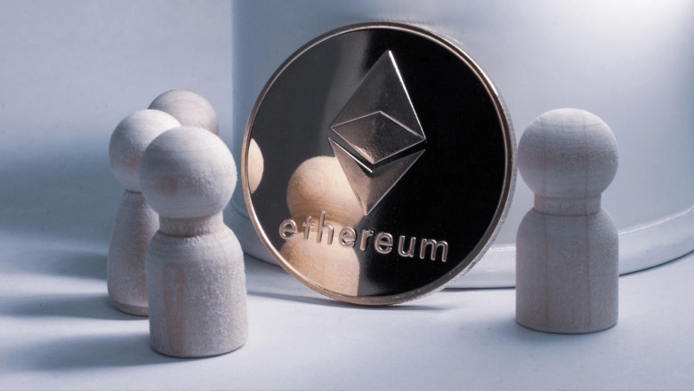 What applications were developed on Ethereum?