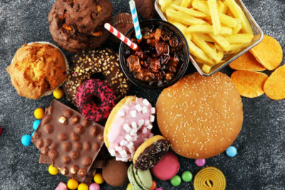 Choosing Junk Food Among Healthy Food and Junk Food