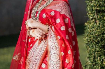 A Rich Tradition’s Heritage Drape: The Banarasi Saree