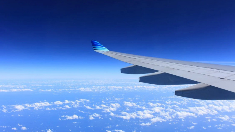 How can I change my flight ticket date at Singapore Airlines?