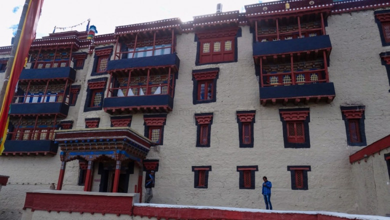Plan a trip to Leh Ladakh