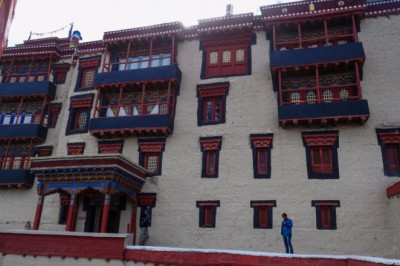 Plan a trip to Leh Ladakh