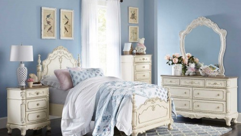 Amazing Features of Cinderella Bedroom Set