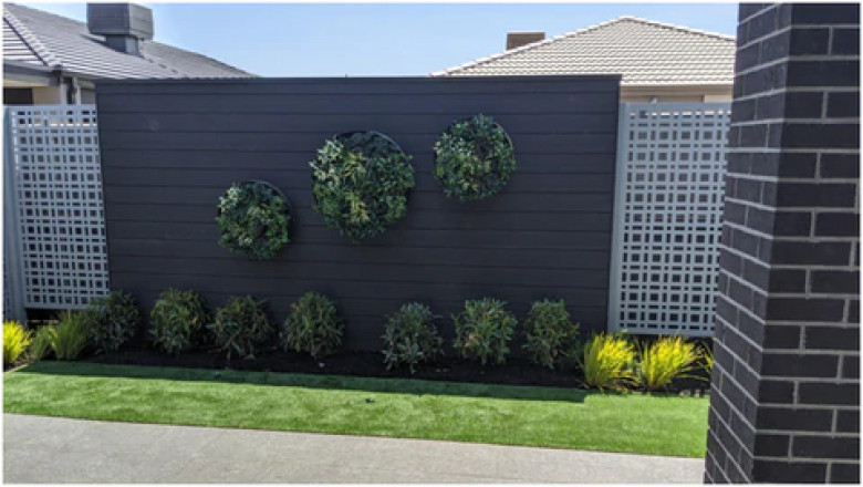Affordable, Life-like, Hassle-Free Vertical Artificial Plant Pots Online