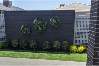 Affordable, Life-like, Hassle-Free Vertical Artificial Plant Pots Online