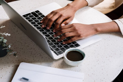 How Do I Know If I Need to Hire a Shopify SEO Agency? [Reading the Signs]