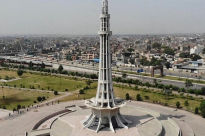 The Transition to Apartment Living in Lahore