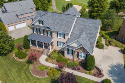 Terrace Homes at Sunshine Coast; enjoy the luxurious and coastal lifestyle.