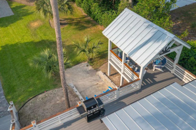 Lammsend- Luxury Beach Cottage Rentals | Perfect Folly Beach Homes for Rent