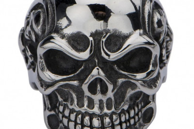Be Bold, Look Bold and Feel Bold with Men’s Silver Skull Rings